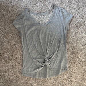 Arizona Jean Company Gray Lace Accent Tee